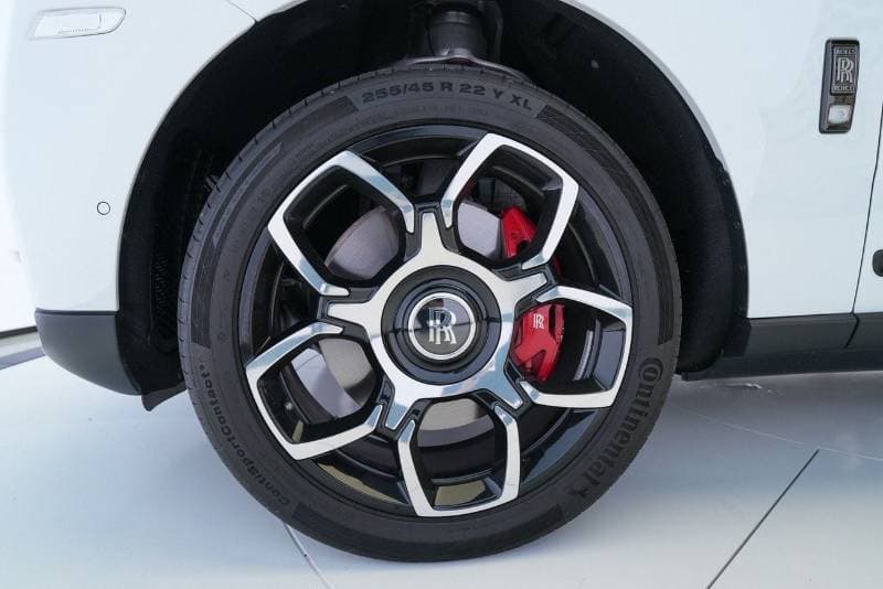 2024 Rolls Royce Cullinan BLACK BADGE thumbnail 6