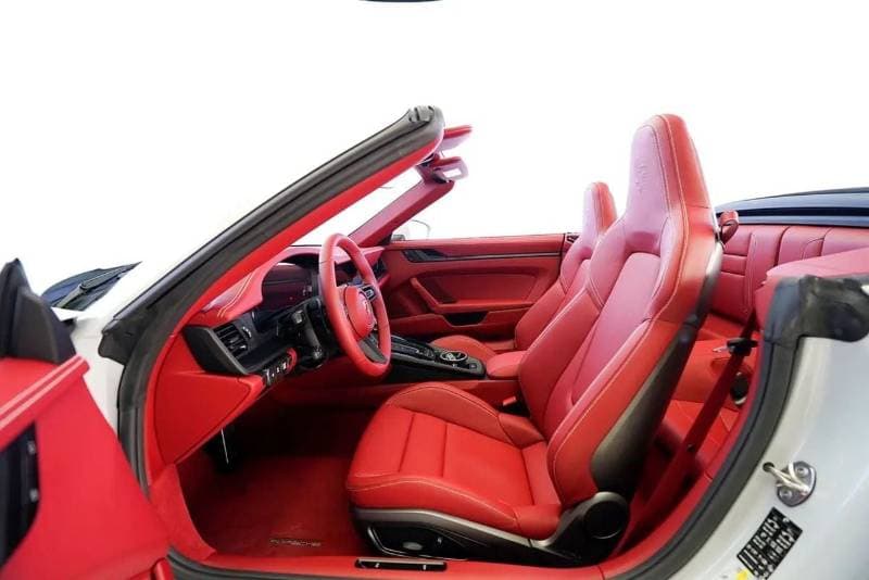 2026 Porsche 911 CARRERA GTS thumbnail 8