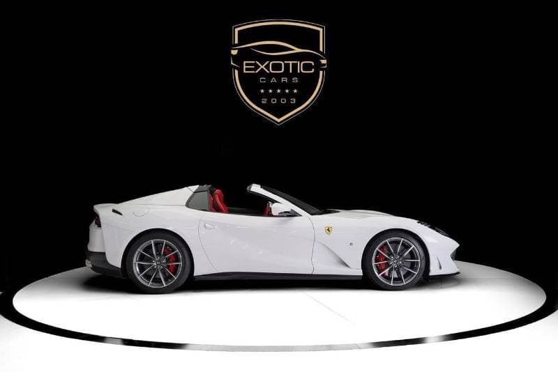 2021 Ferrari 812 thumbnail 2
