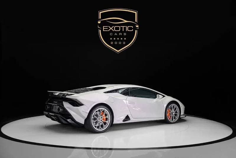 2023 Lamborghini Huracan TECNICA thumbnail 4