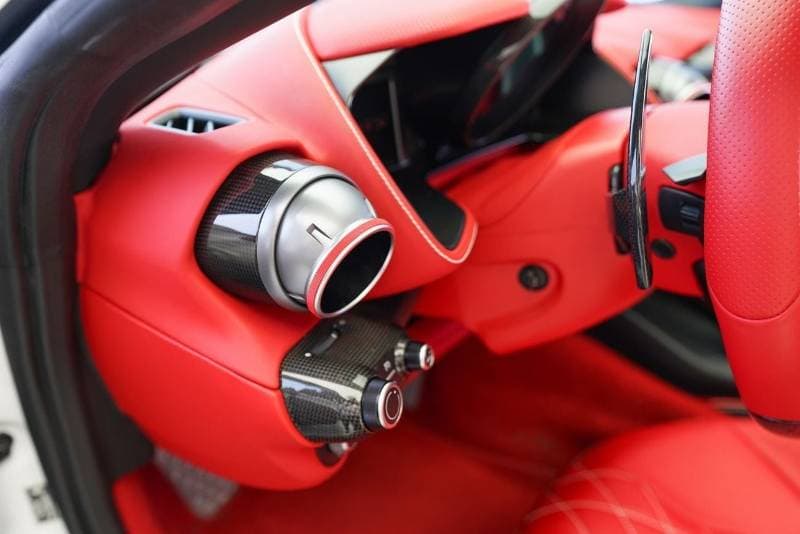 2021 Ferrari 812 thumbnail 5