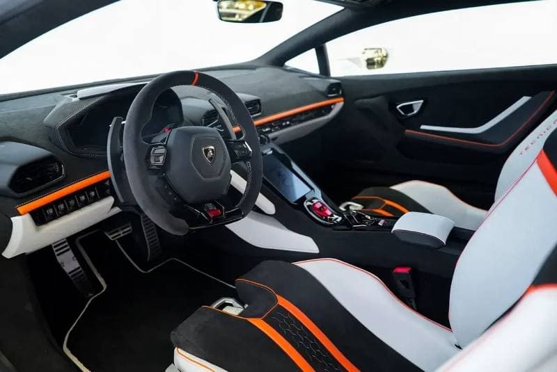 2023 Lamborghini Huracan TECNICA thumbnail 7
