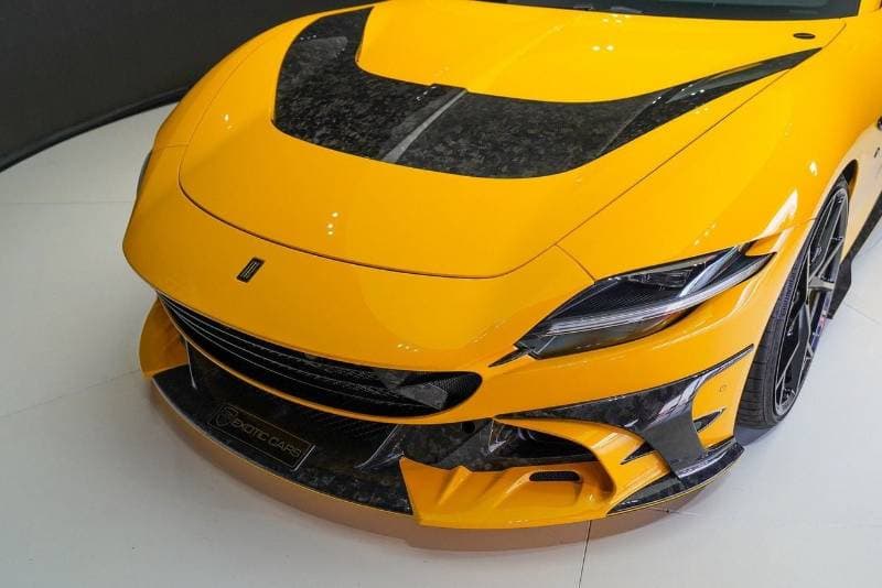2022 Ferrari Roma STANDARD thumbnail 6