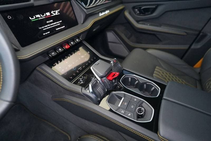 2025 Lamborghini Urus PERFORMANTE thumbnail 8