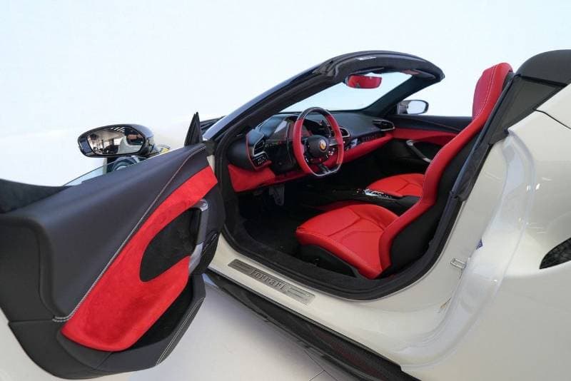 2025 Ferrari 296 GTS thumbnail 3