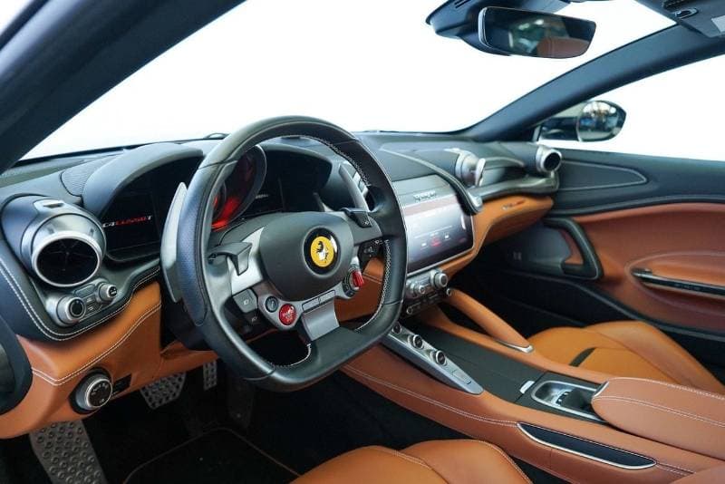 2020 Ferrari GTC4 LUSSO thumbnail 8
