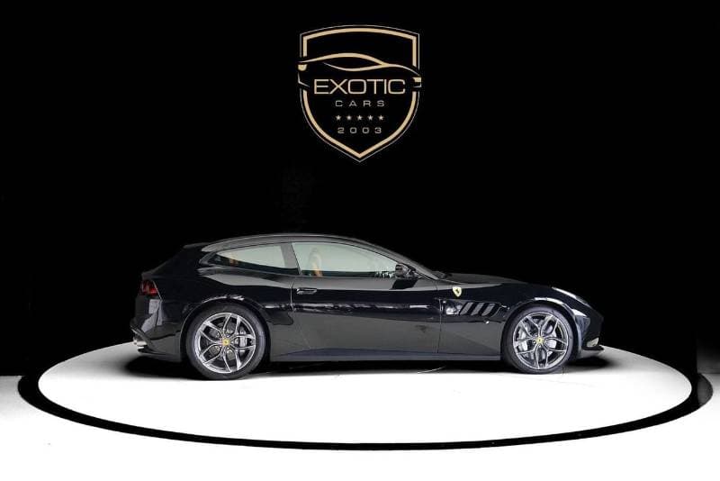 2020 Ferrari GTC4 LUSSO thumbnail 4