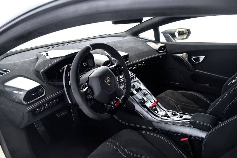2018 Lamborghini Huracan PERFORMANTE thumbnail 7