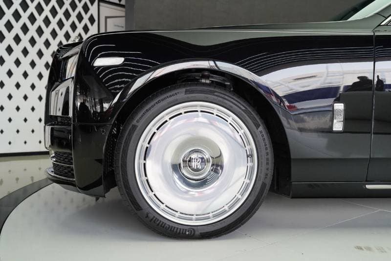 2026 Rolls Royce Phantom EWB thumbnail 6