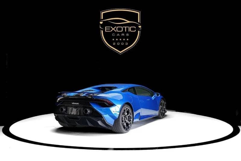 2023 Lamborghini Huracan TECNICA thumbnail 4