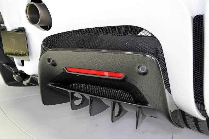 2023 Ferrari SF90 SPIDER thumbnail 5