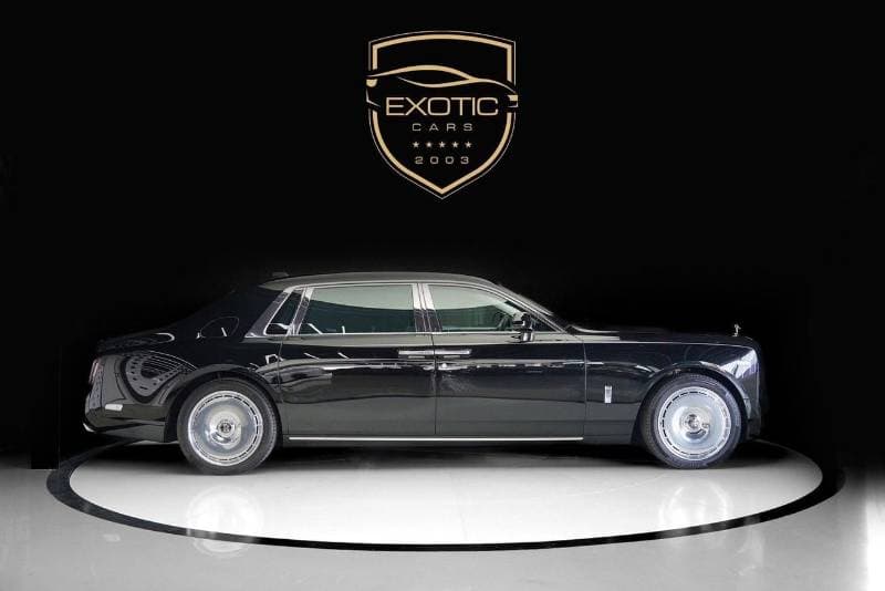 2026 Rolls Royce Phantom EWB thumbnail 4