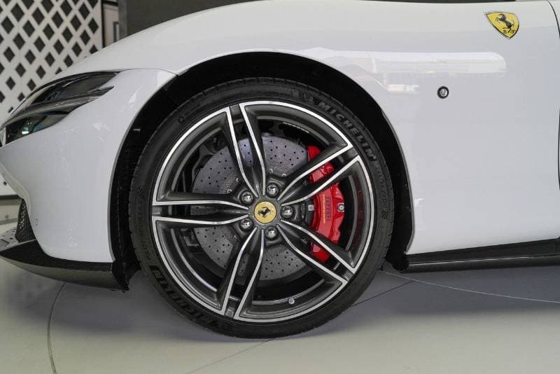 2026 Ferrari Roma SPIDER thumbnail 6