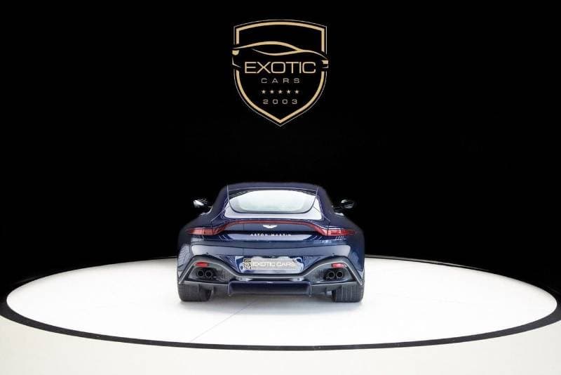 2023 Aston Martin Vantage V8 thumbnail 2