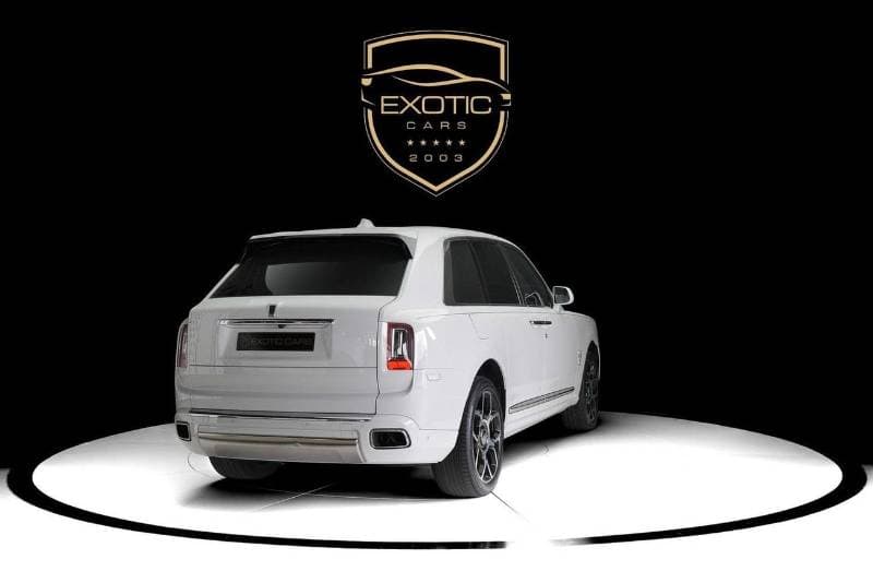 2019 Rolls Royce Cullinan thumbnail 2