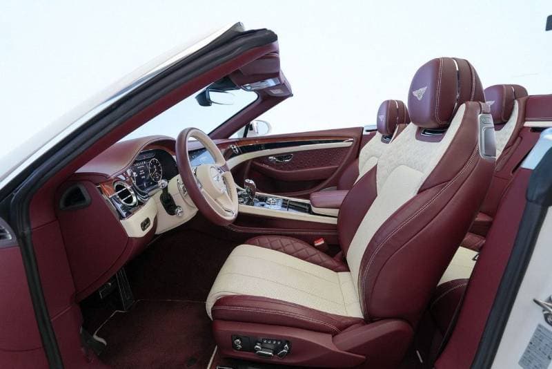2020 Bentley Continental GT W12 thumbnail 4