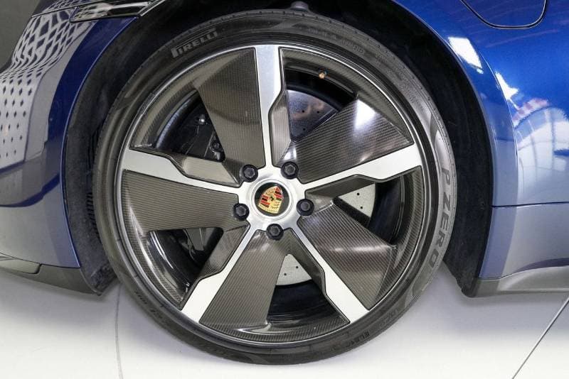 2021 Porsche Taycan TURBO S thumbnail 7
