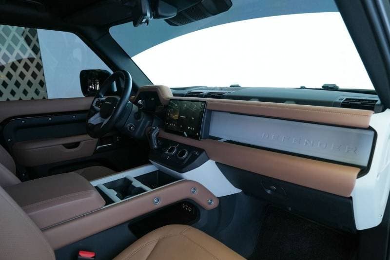 2025 Land Rover Defender 110 X DYNAMIC HSE P400 thumbnail 8