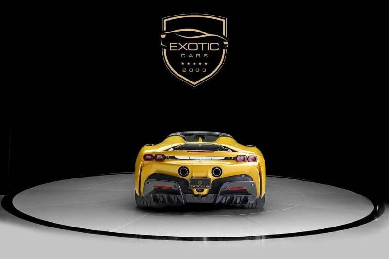 2023 Ferrari SF90 SPIDER thumbnail 2