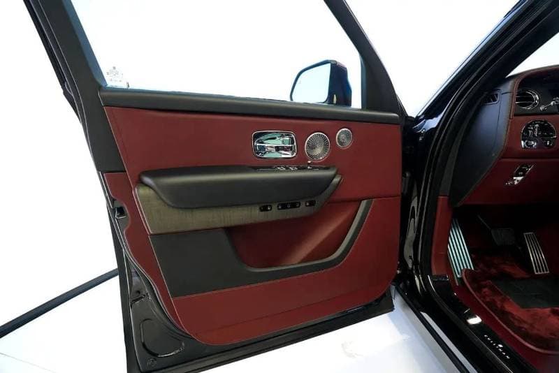 2020 Rolls Royce Cullinan BLACK BADGE thumbnail 7
