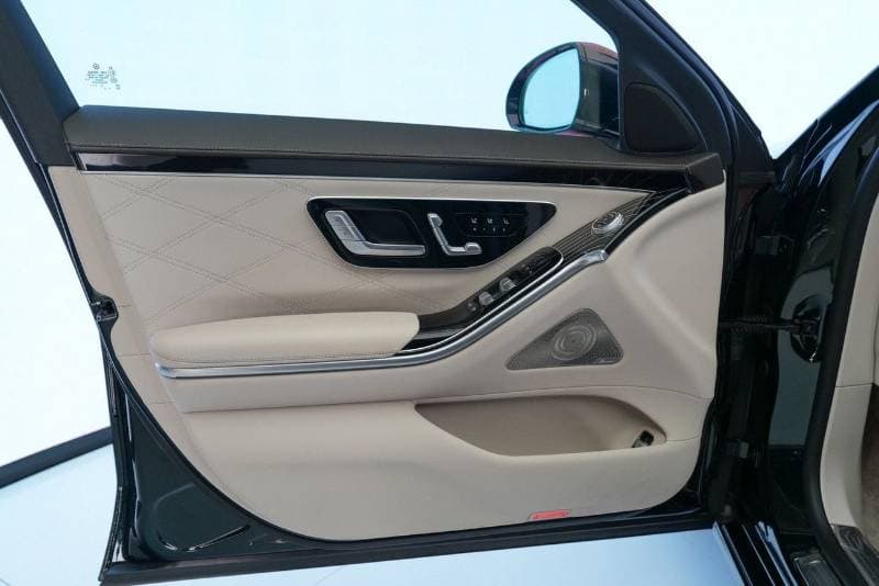 2022 Mercedes Benz S 580 MAYBACH thumbnail 6