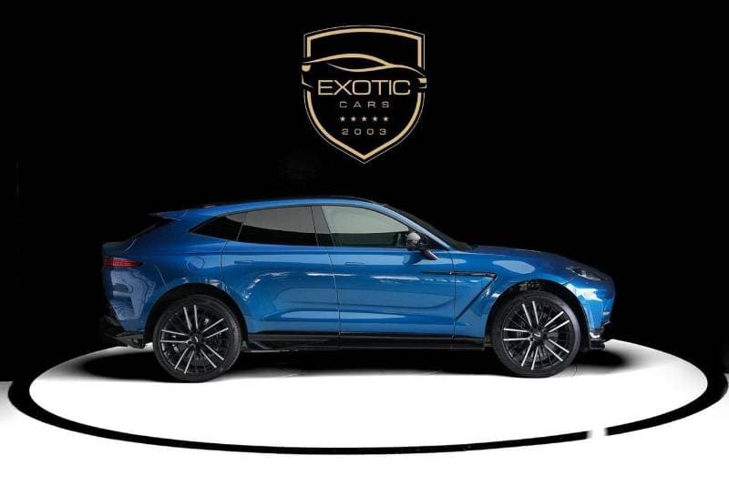 2023 Aston Martin DBX STANDARD thumbnail 3