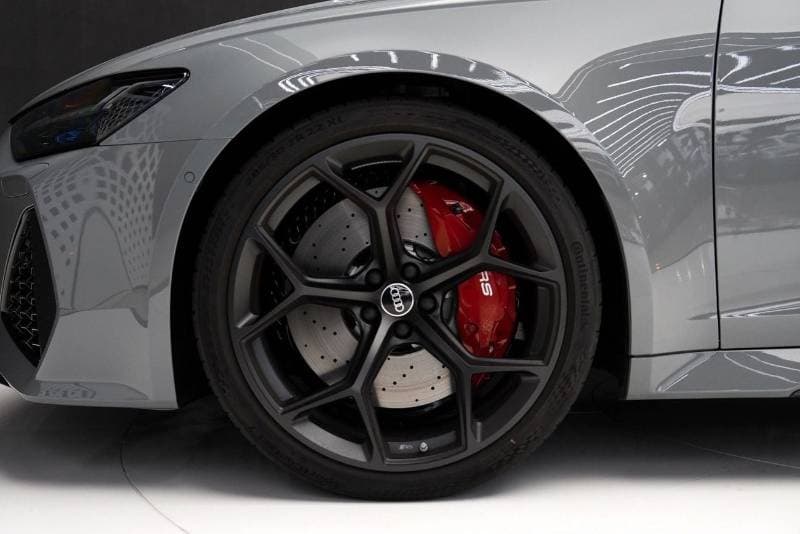 2025 Audi RS6 STANDARD thumbnail 6