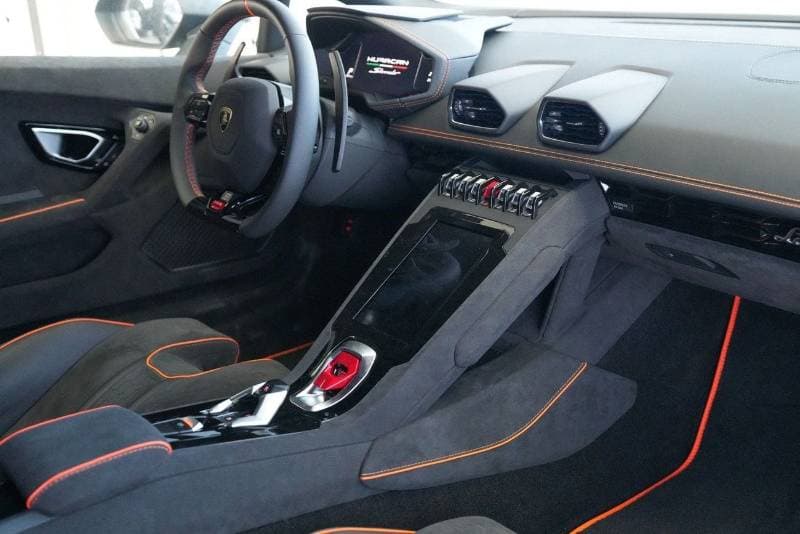 2023 Lamborghini Huracan STERRATO thumbnail 8