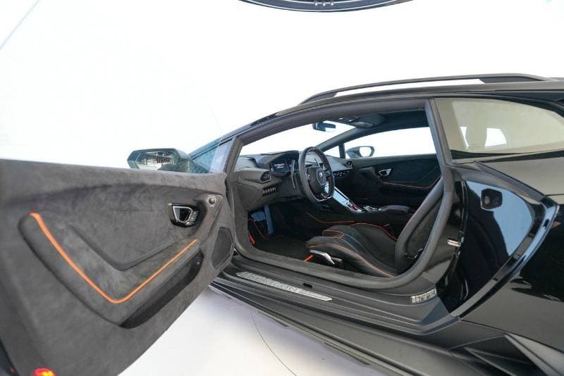 2023 Lamborghini Huracan STERRATO thumbnail 4