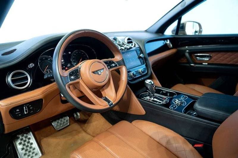 2017 Bentley Bentayga W12 thumbnail 6