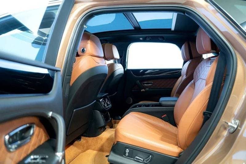 2017 Bentley Bentayga W12 thumbnail 7
