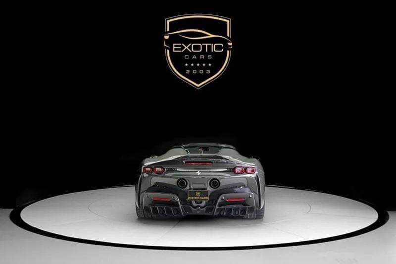 2023 Ferrari SF90 SPIDER thumbnail 4