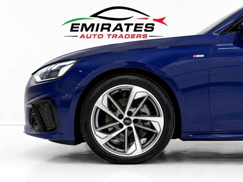 2024 Audi A4 35 TFSI S LINE thumbnail 4