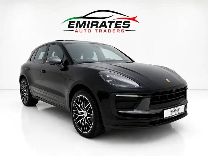 2022 Porsche Macan T thumbnail 3