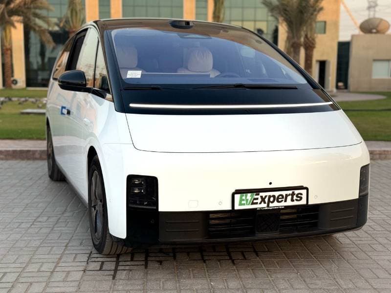 2026 Li Auto Mega ULTRA