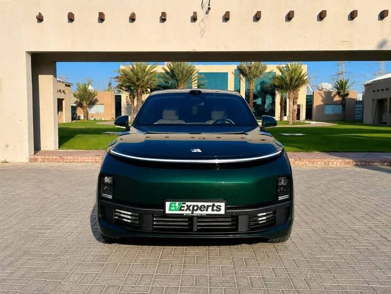 2025 Li Auto L9 ULTRA thumbnail 2