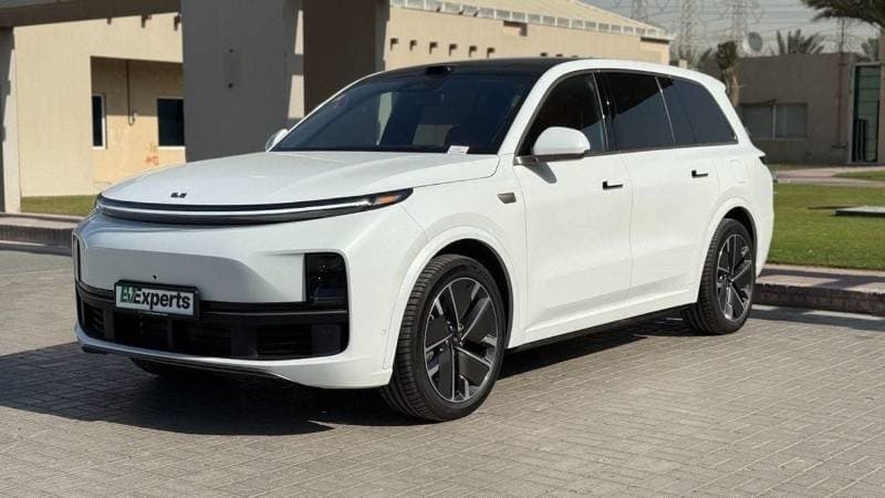 2025 Li Auto L9 ULTRA thumbnail 2