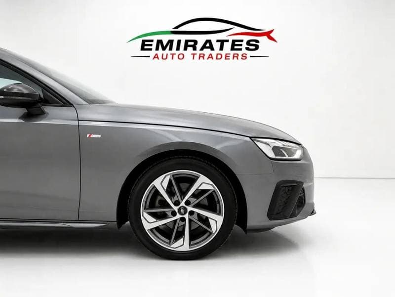 2024 Audi A4 35 TFSI S LINE thumbnail 4