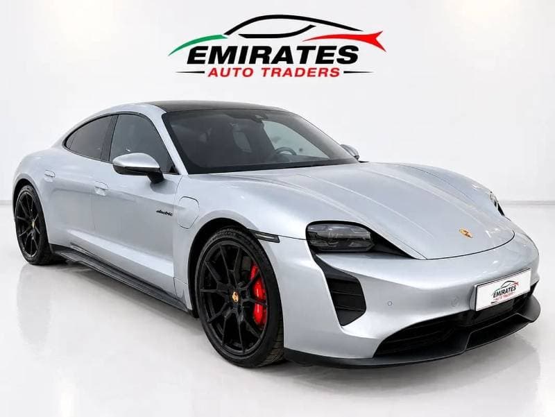 2023 Porsche Taycan GTS thumbnail 3