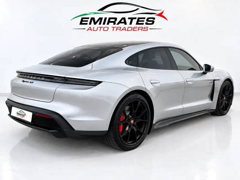 2023 Porsche Taycan GTS thumbnail 5