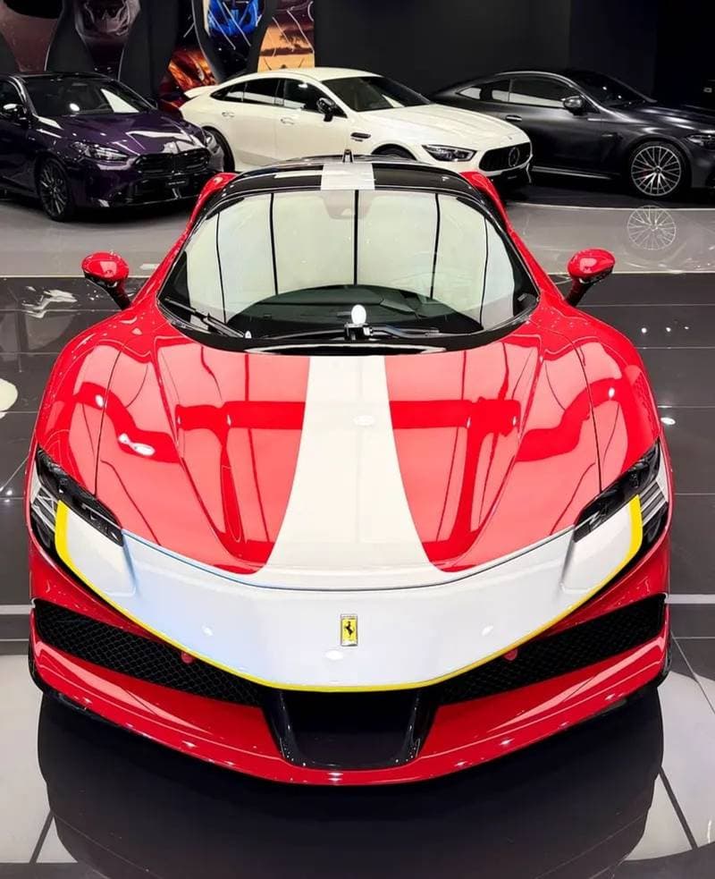 2021 Ferrari SF90 thumbnail 7