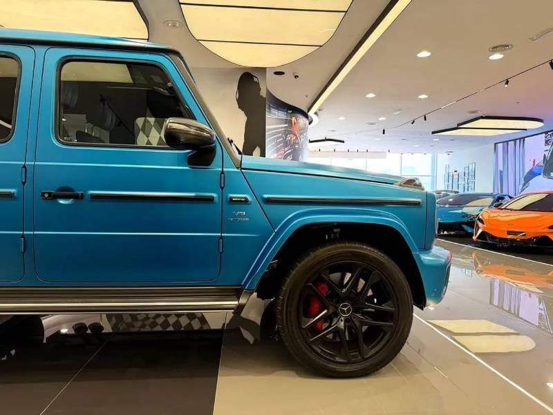 2025 Mercedes Benz G63 AMG STANDARD thumbnail 3