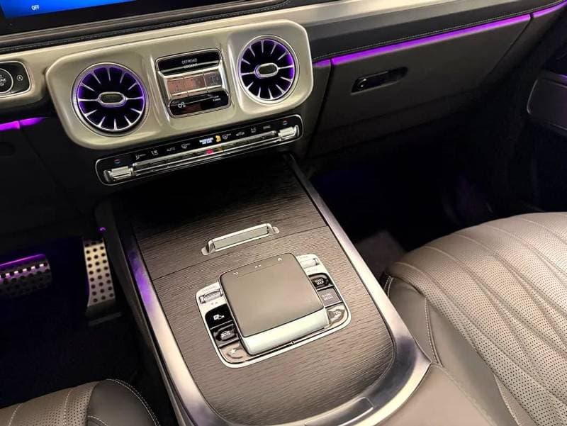 2025 Mercedes Benz G63 AMG STANDARD thumbnail 8