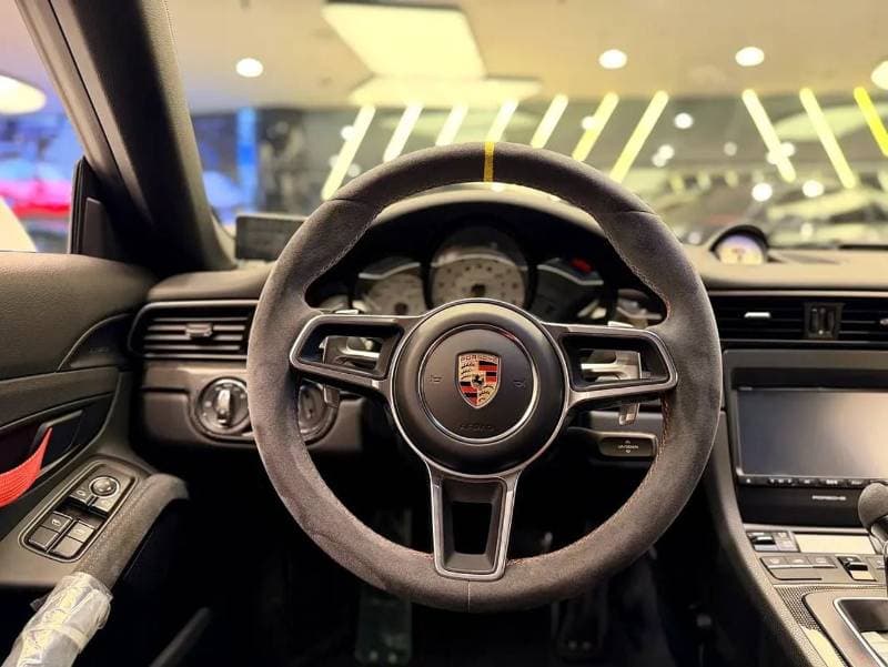 2016 Porsche 911 GT3RS thumbnail 8
