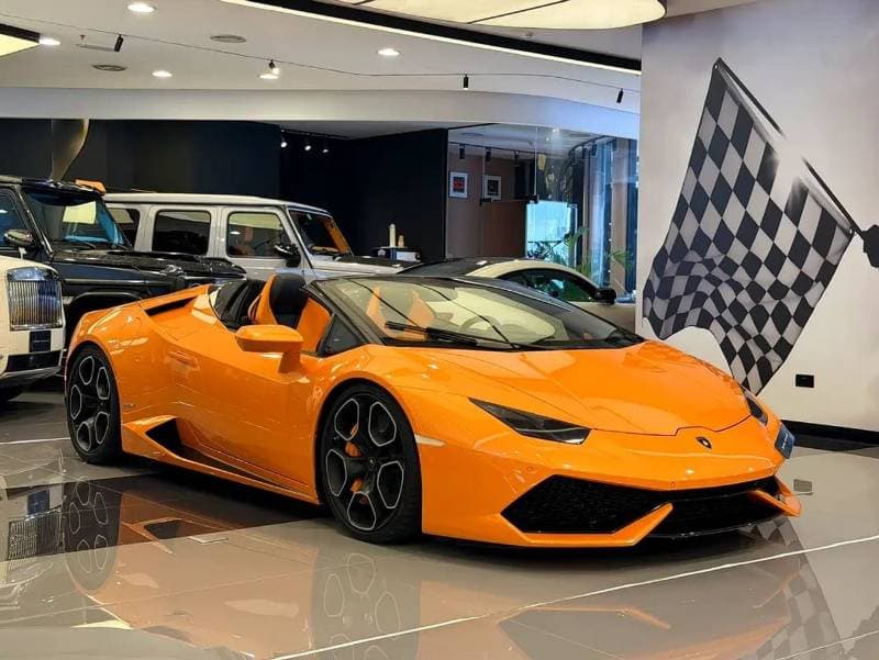 2016 Lamborghini Huracan LP610 4 thumbnail 4