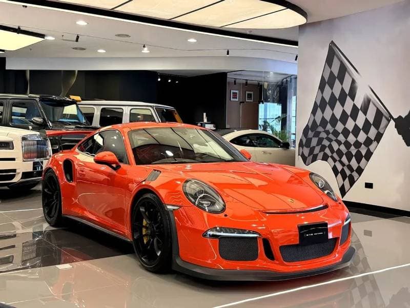 2016 Porsche 911 GT3RS thumbnail 4