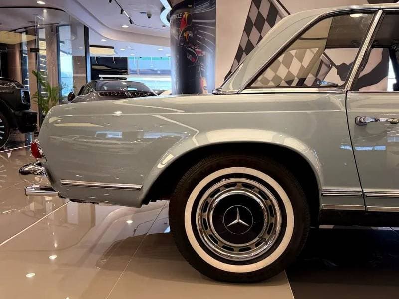 1964 Mercedes Benz SL 280 thumbnail 3
