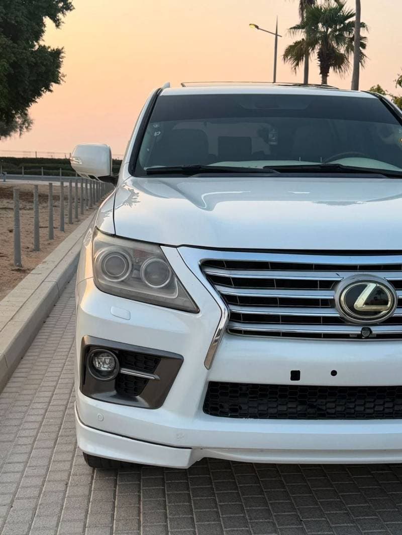 2010 Lexus LX570 NAVIGATION SPORT thumbnail 2