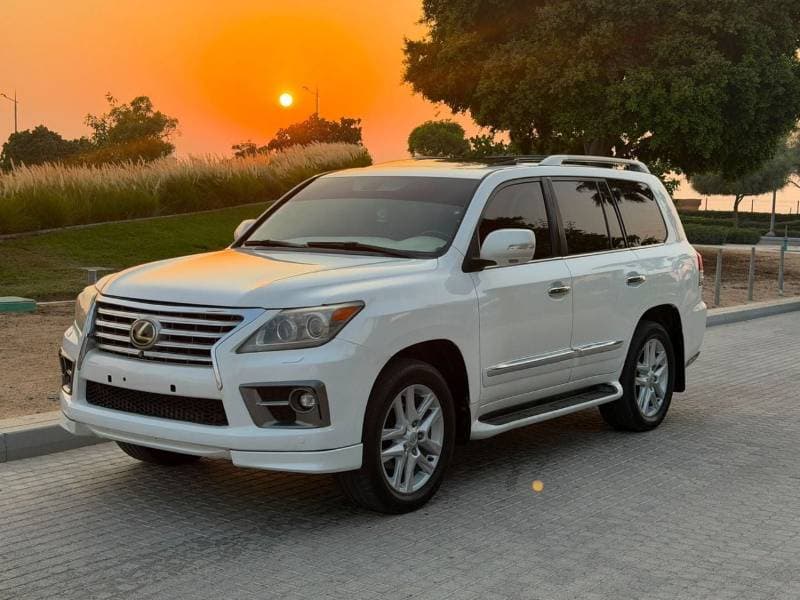 2010 Lexus LX570 NAVIGATION SPORT