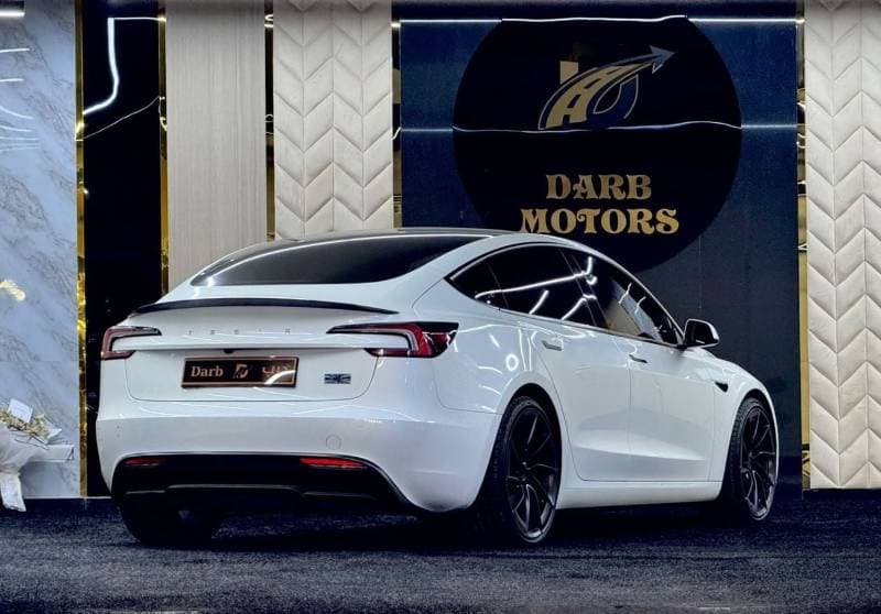 2024 Tesla Model 3 PERFORMANCE thumbnail 4